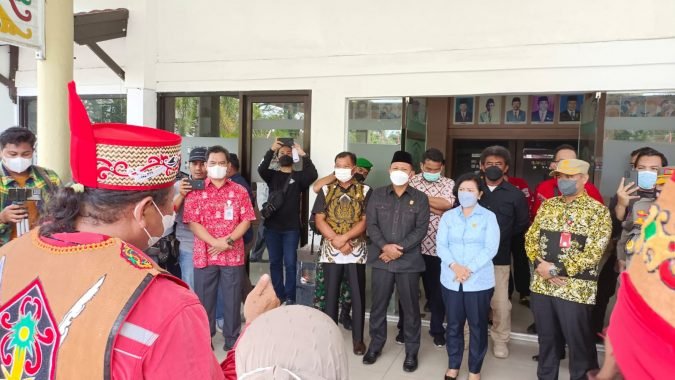 AKSI DEMO WARGA DESA RAMBAN