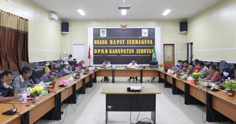 dprd seruyan