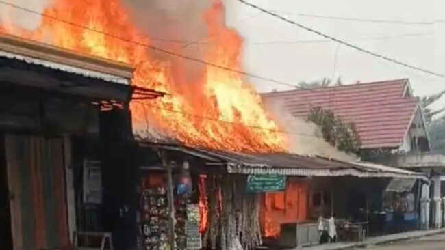 Empat Toko
